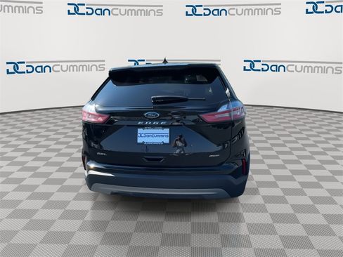 Used 2023 Ford Edge SEL image 7