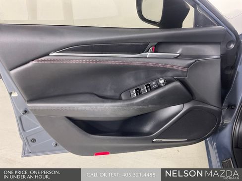 Used 2021 MAZDA MAZDA6 Carbon Edition FWD image 17