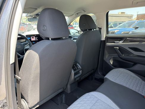 Used 2025 Volkswagen Tiguan S FWD image 24