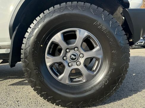 Used 2023 Ford Bronco Big Bend image 12