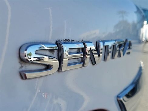 Used 2019 Nissan Sentra S image 7