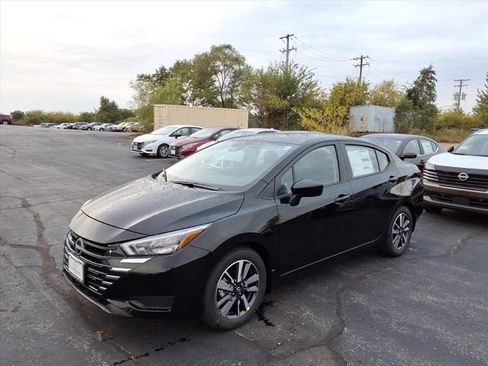 New 2025 Nissan Versa SV w/ Trunk Package image 7
