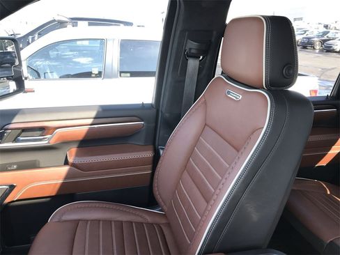 Used 2024 GMC Sierra 2500 Denali Ultimate image 23