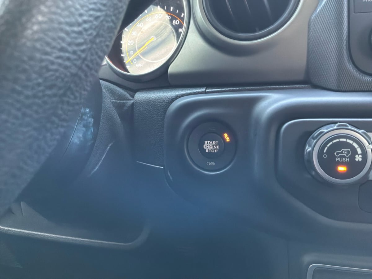 Used 2021 Jeep Wrangler Unlimited Sport AWD/4WD image 17