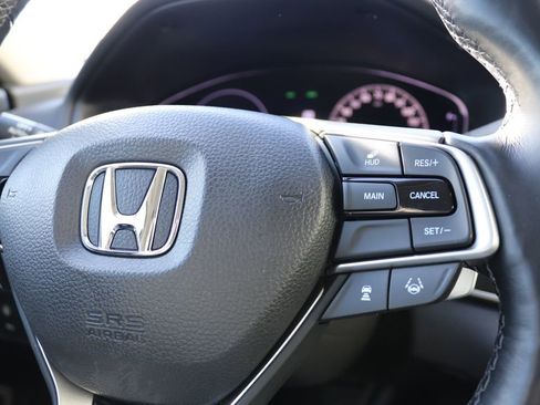 Used 2020 Honda Accord Touring image 29