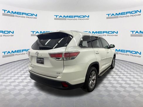 Used 2014 Toyota Highlander XLE image 5