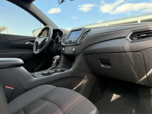 Used 2024 Chevrolet Equinox RS image 16