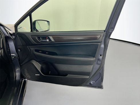 Used 2017 Subaru Legacy 3.6R Limited image 26