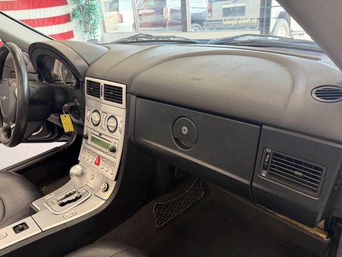 Used 2005 Chrysler Crossfire Limited RWD image 20