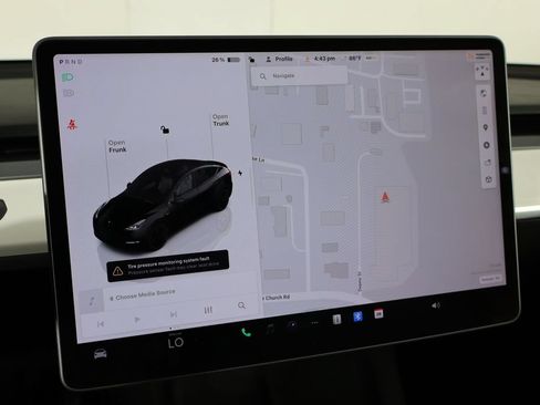 Used 2023 Tesla Model Y Performance AWD/4WD image 26