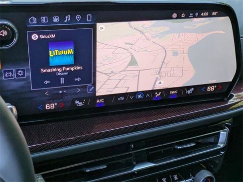 New 2026 Chevrolet Traverse Z71 w/ Driver Confidence Package image 17