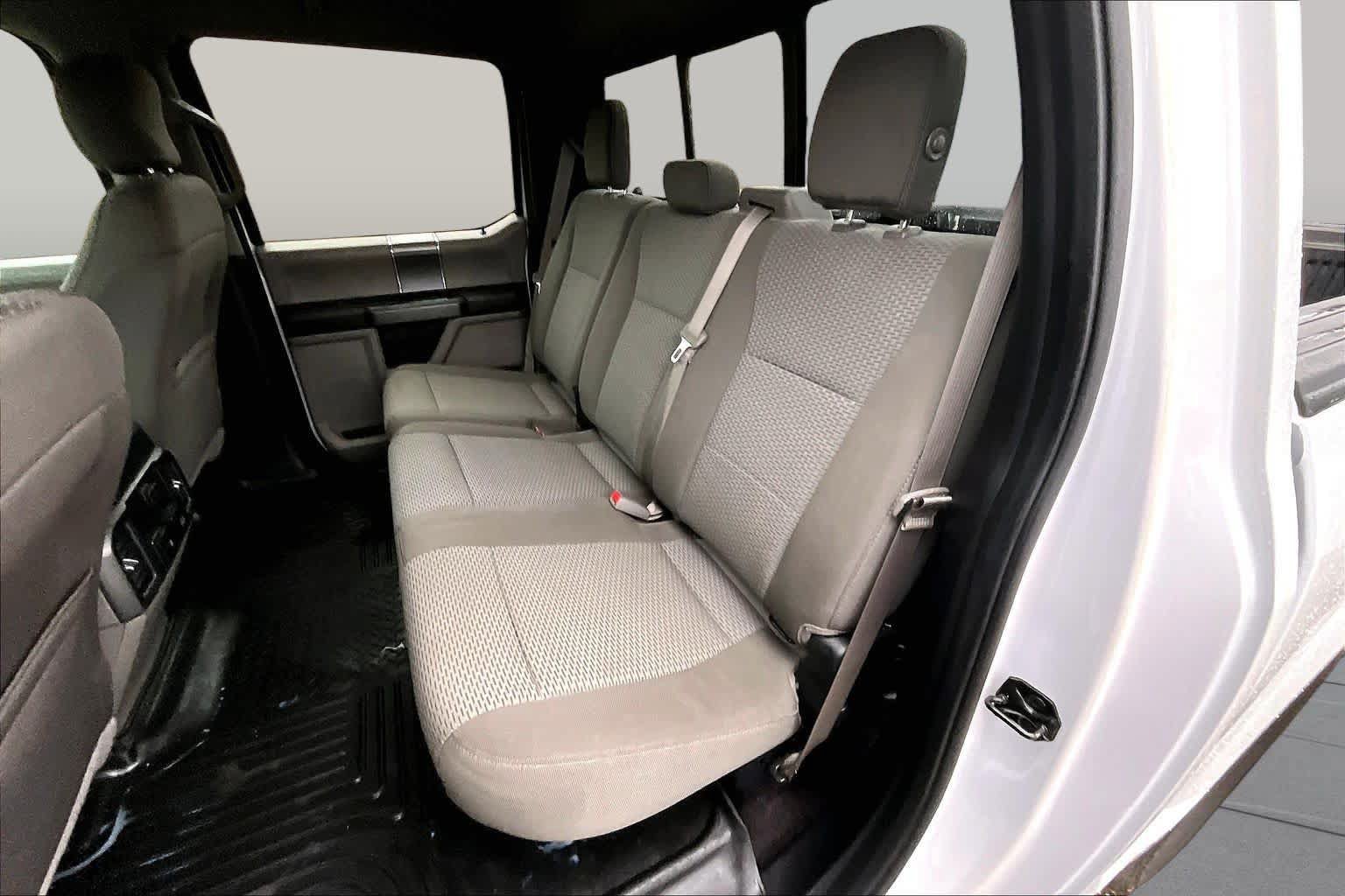 Used 2017 Ford F150 XLT w/ Equipment Group 302A Luxury RWD image 20