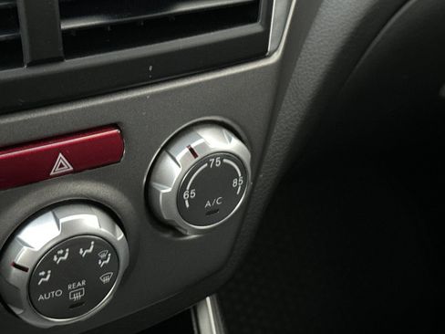 Used 2009 Subaru Impreza WRX STI image 29