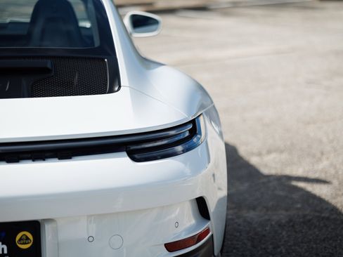 Used 2022 Porsche 911 GT3 image 30