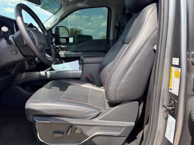 Used 2024 Ford F250 Lariat w/ Sport Appearance Package AWD/4WD image 13