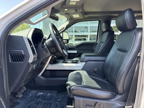 Used 2020 Ford F350 Lariat w/ Lariat Ultimate Package AWD/4WD image 9