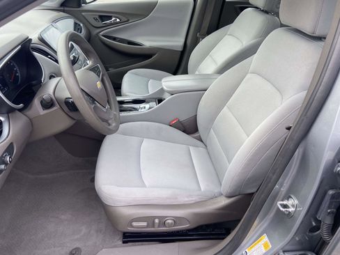 Used 2024 Chevrolet Malibu LT image 6