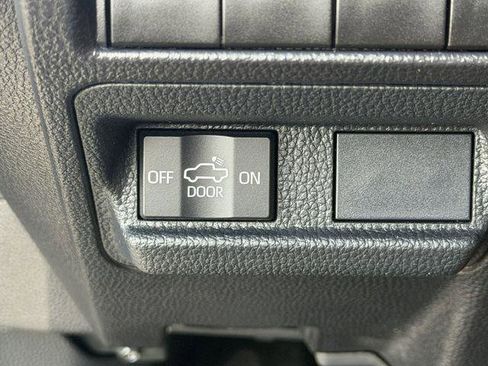 Certified 2025 Toyota Tacoma TRD Sport AWD/4WD image 18