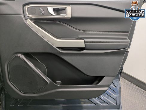 Used 2023 Ford Explorer XLT w/ Equipment Group 202A image 28