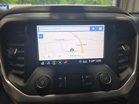 Used 2020 GMC Acadia SLT FWD image 23