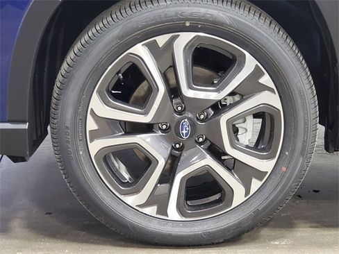 New 2026 Subaru Ascent Limited image 8