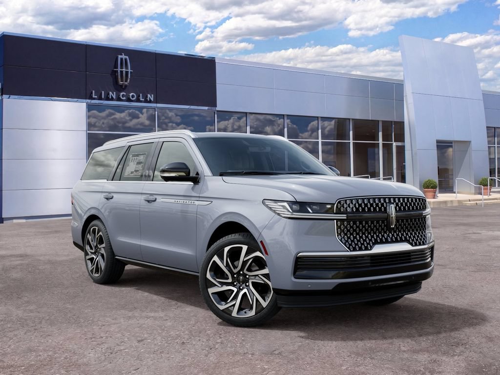 New 2027 Lincoln Navigator Reserve AWD/4WD image 4