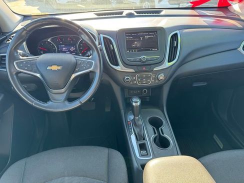 Used 2019 Chevrolet Equinox LT image 9