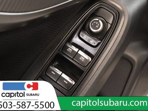 Used 2021 Subaru Crosstrek 2.5i Limited AWD/4WD image 12
