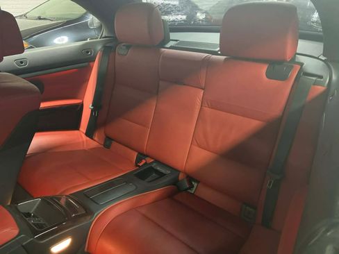 Used 2013 BMW 328i Convertible image 9