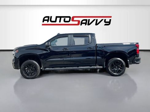 Used 2024 Chevrolet Silverado 1500 LT Trail Boss w/ Convenience Package II AWD/4WD image 4