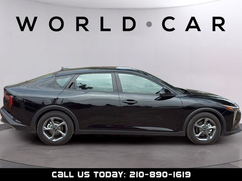 Used 2025 Kia K4 FWD image 15