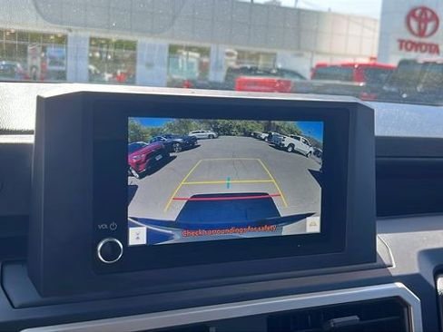 Certified 2025 Toyota Tacoma SR AWD/4WD image 16