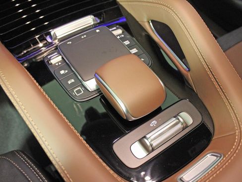 Certified 2026 Mercedes-Benz GLE 53 AMG 4MATIC Coupe image 26