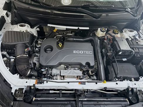 Used 2022 Chevrolet Equinox LT image 29