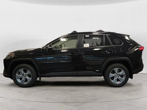 Used 2025 Toyota RAV4 XLE w/ Convenience Package AWD/4WD image 2