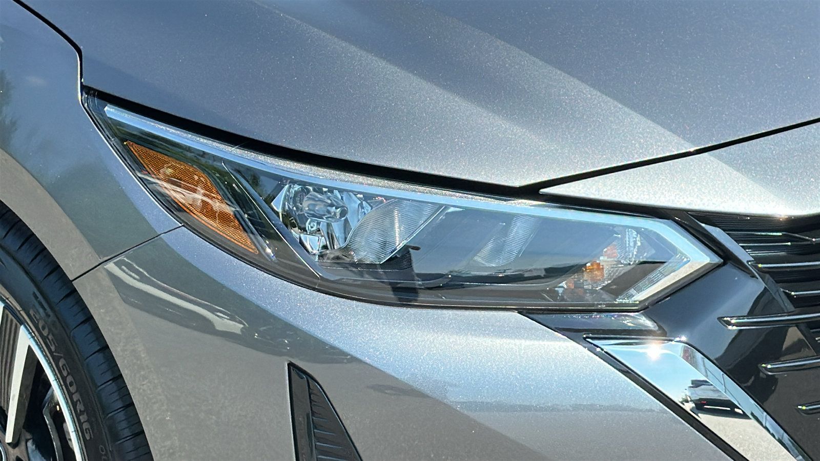 Certified 2024 Nissan Sentra SV FWD image 4