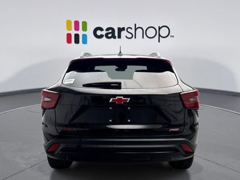 Used 2025 Chevrolet Trax RS w/ Sunroof Package image 4