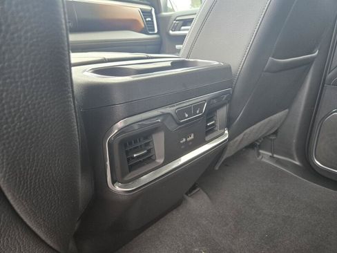 Used 2024 GMC Sierra 1500 Denali w/ Technology Package AWD/4WD image 27