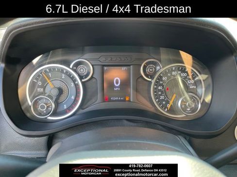 Used 2022 RAM 2500 Tradesman w/ Chrome Appearance Group image 17