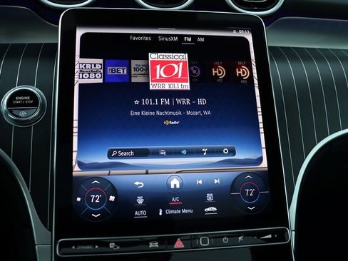 Used 2024 Mercedes-Benz GLC 300 4MATIC w/ AMG Line image 28