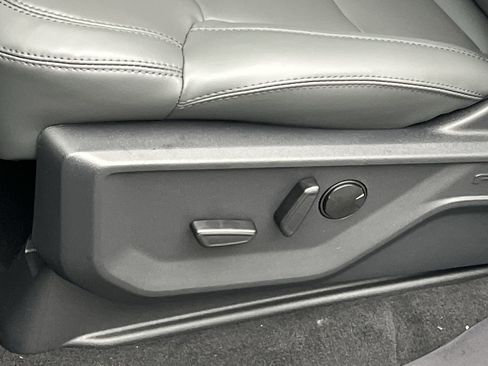 New 2026 Ford Expedition Max Active image 10