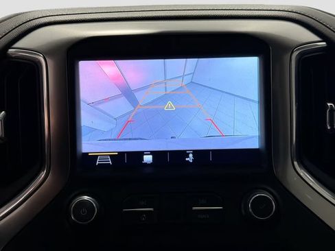 Used 2019 Chevrolet Silverado 1500 LTZ w/ LTZ Premium Package AWD/4WD image 14