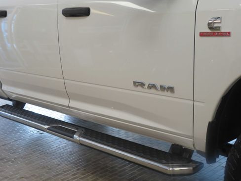 Used 2024 RAM 2500 Big Horn w/ Off Road Package AWD/4WD image 65