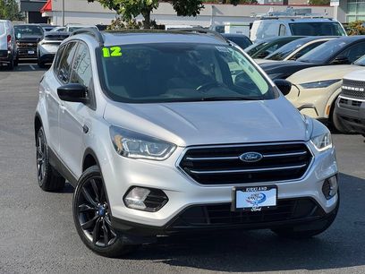 Used 2018 Ford Escape SE w/ SE Sport Appearance Package