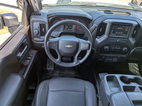 Used 2022 Chevrolet Silverado 2500 W/T w/ WT Convenience Package RWD image 16