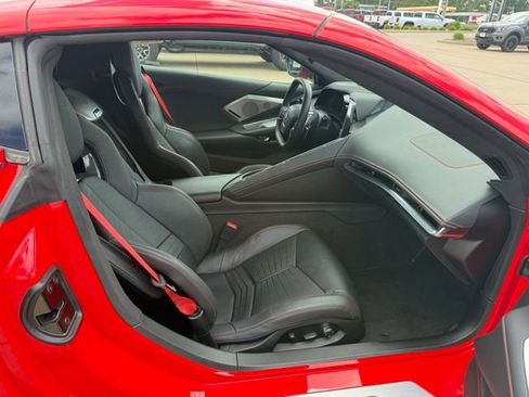 Used 2024 Chevrolet Corvette Stingray Premium Cpe w/ Z51 Performance Package RWD image 20