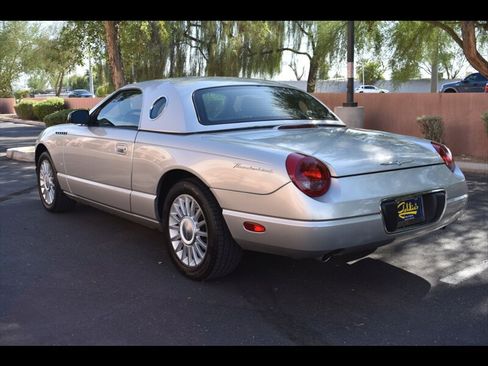 Used 2004 Ford Thunderbird RWD image 6