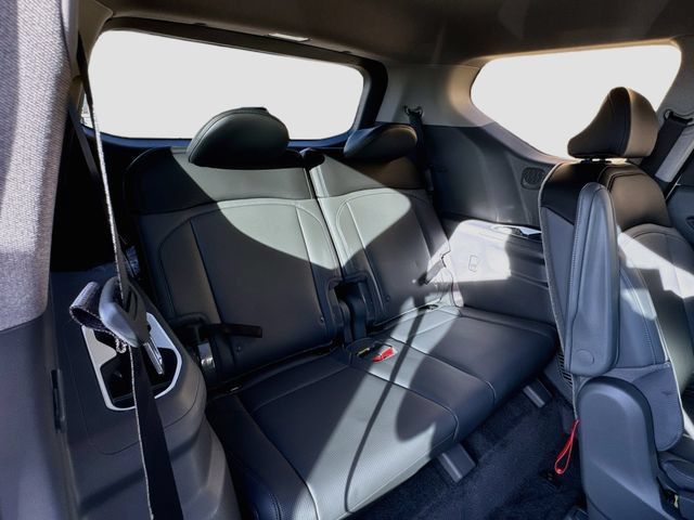 New 2026 Kia EV9 Light RWD image 28