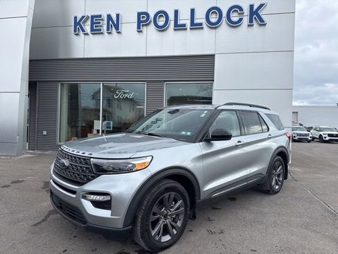 Certified 2023 Ford Explorer XLT w/ Equipment Group 202A image 2