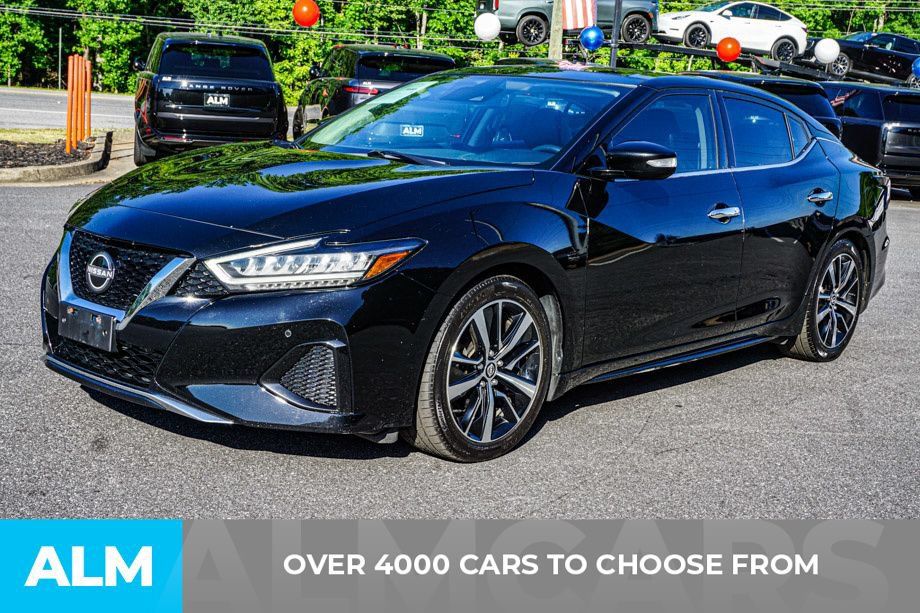 Used 2023 Nissan Maxima SL FWD image 2